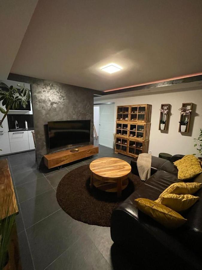 2-Zimmer Wohnung An Der Lindenstrasse 렌게리흐 외부 사진